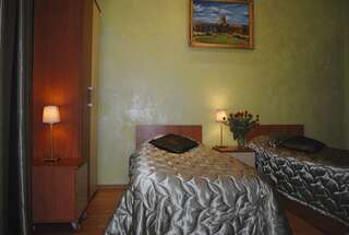Гостиница на Слободской Санкт-Петербург Двухместный стандарт с двумя раздельными кроватями -4